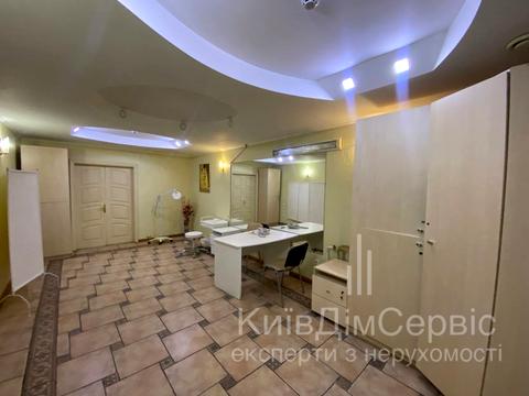 комерційна за адресою Володимира Івасюка просп. (Героїв Сталінграду), 20