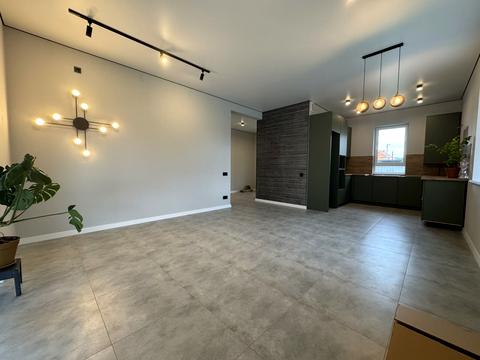 дом по адресу Центральна, 10