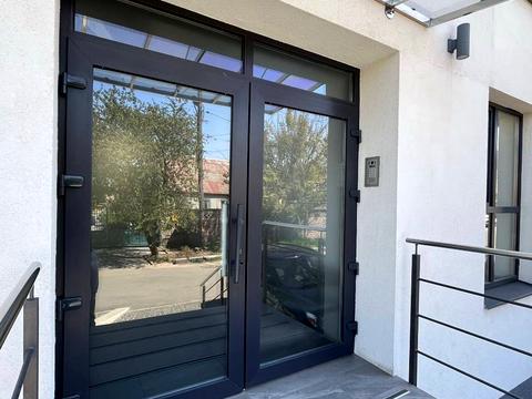 комерційна за адресою Науки просп. (Гагаріна), 22