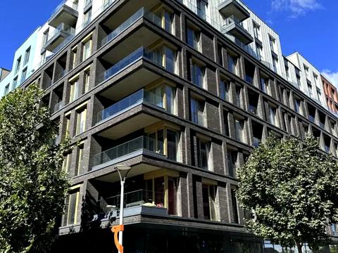 паркомісце за адресою Набережно-Рибальська дорога вул., 5
