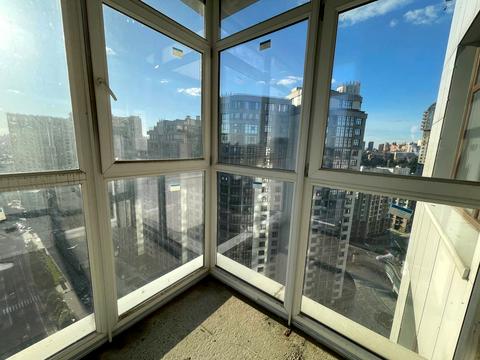 квартира по адресу Андрея Верхогляда ул. (Михайла Драгомирова), 11