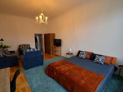 квартира за адресою Інститутська вул., 13-А