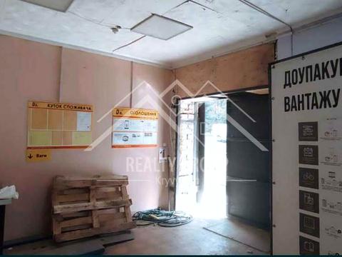 комерційна за адресою Героїв Маріуполя вул. (Адмірала Головка), 40