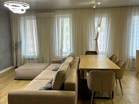 квартира по адресу Гвардейцев Широнинцев, 70