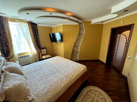 квартира за адресою Миколи Бажана просп., 14