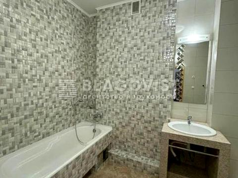 комерційна за адресою Старонаводницька вул., 13