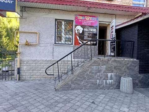 коммерческая по адресу вул. Володимира Стельмаха, 6