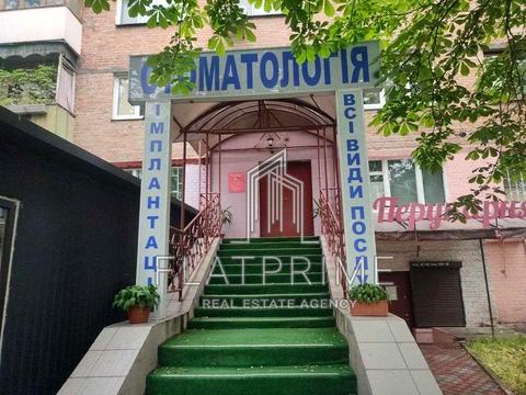 коммерческая по адресу Героїв Оборони ул., 7