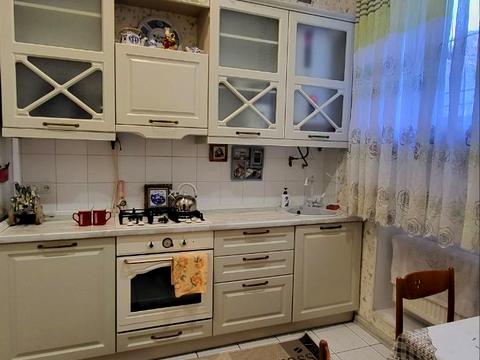 квартира по адресу Толстого Льва пл., 4