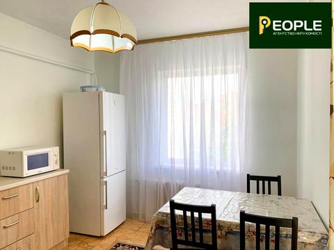квартира за адресою Вишнева, 27
