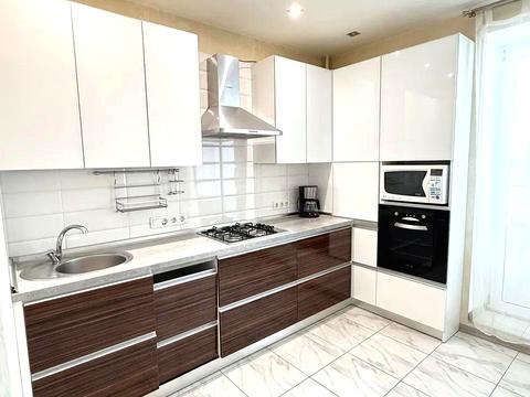 квартира за адресою Кричевського, 32