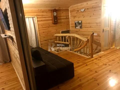 будинок за адресою Жовтнева вул.