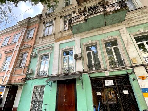комерційна за адресою Грецька вул., 11