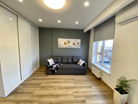 квартира за адресою Соборності просп. (Возз'єднання), 17