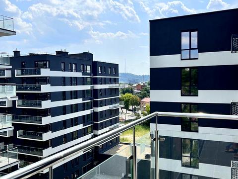 квартира за адресою Топольна, 4