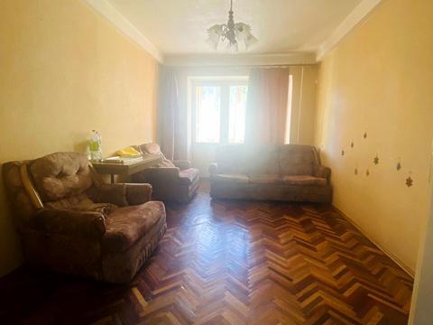 квартира за адресою Білоруська вул., 10/18