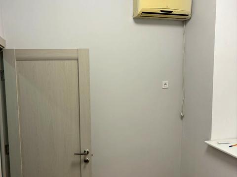 комерційна за адресою Тарасівська вул., 16