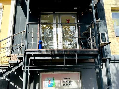 комерційна за адресою Отакара Яроша вул., 23