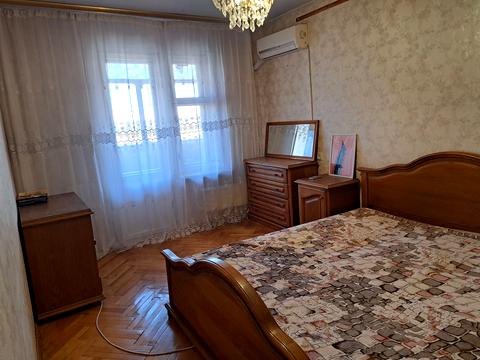 квартира за адресою Автозаводська вул., 5