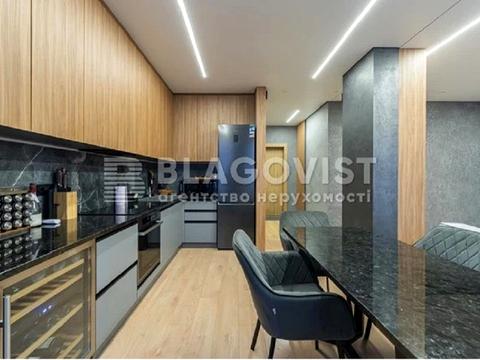 квартира по адресу Салютная ул., 2