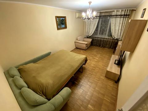 квартира за адресою Братиславська вул., 44 а
