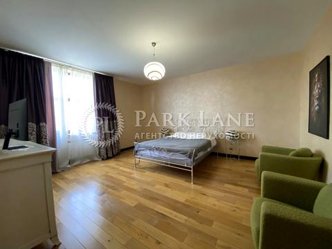 квартира по адресу Гоголевская ул., 4