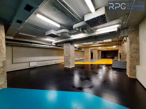 коммерческая по адресу Зоологическая ул., 5
