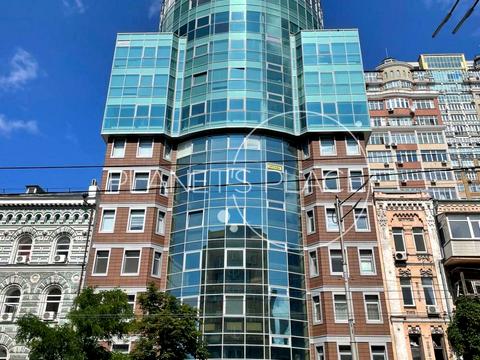 коммерческая по адресу Жилянская ул., 118