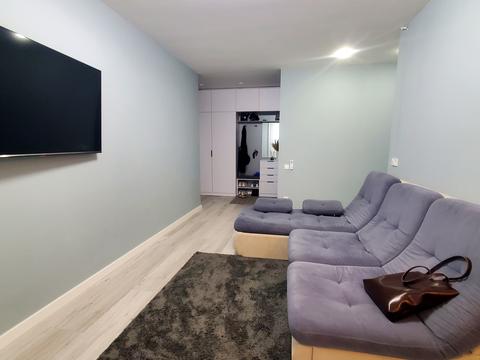 квартира за адресою Льва Ландау просп. (50-річчя СРСР), 52-А