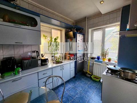 будинок за адресою Набережна вул.