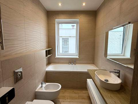 дом по адресу Нова