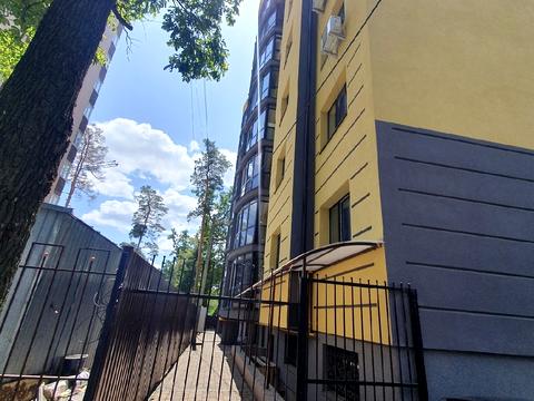 комерційна за адресою Київська вул., 73