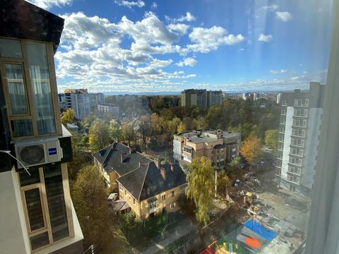 квартира за адресою Августина Волошина вул., 2-А