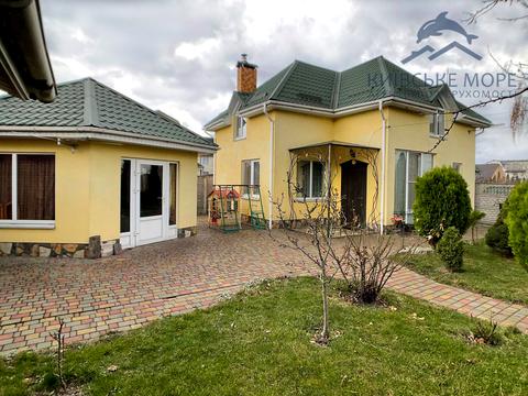 будинок за адресою центральна