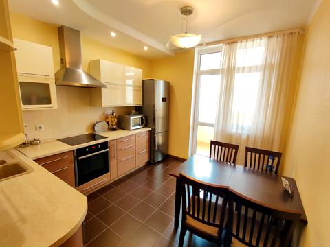 квартира за адресою Воскресенська вул., 16-В