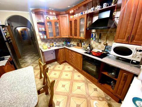 квартира за адресою Зелена, 2