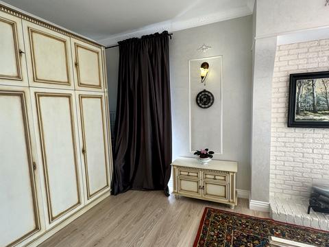 квартира за адресою Миколи Бажана просп., 1-М