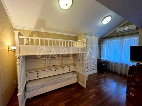 будинок за адресою с. Підгірці, Київська вул.