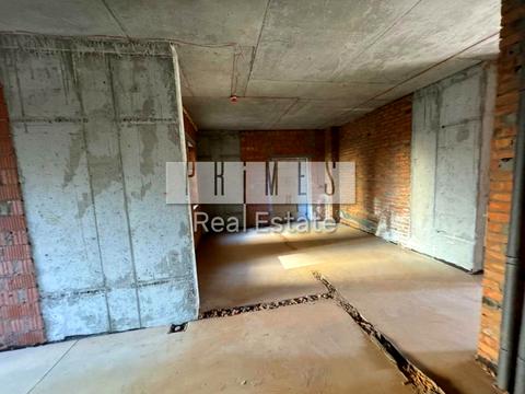 комерційна за адресою Юрія Кондратюка вул., 5