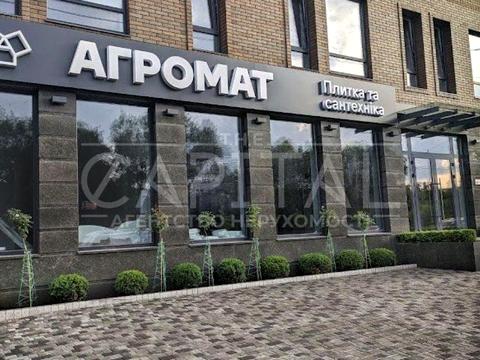 коммерческая по адресу пер. Лабораторний, 124