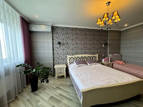 квартира по адресу Миколы Бажана просп., 8-Б