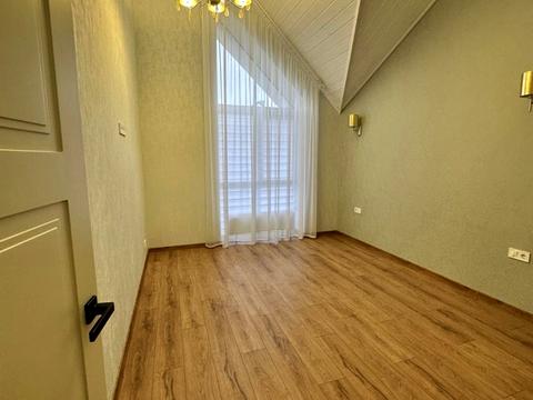 будинок за адресою 10-та Лінія вул.