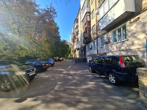 квартира за адресою Білоруська вул., 17-А