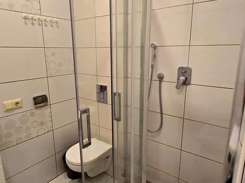 квартира за адресою Академіка Глушкова просп., 9-Д