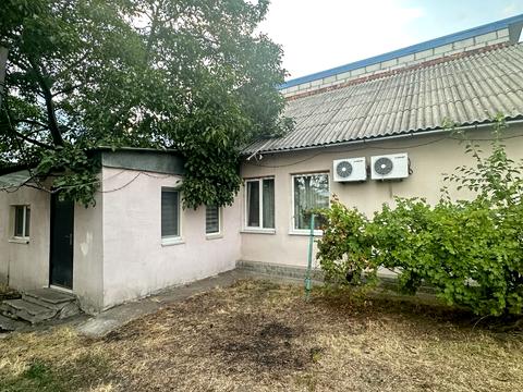 будинок за адресою Романтична вул. (Адмірала Макарова), 11