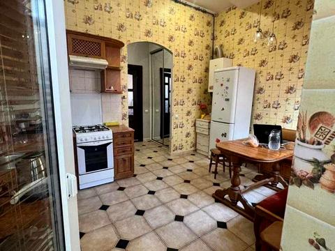 квартира за адресою Коротка вул., 2