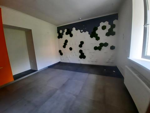 комерційна за адресою Гетьмана Сагайдачного вул., 8