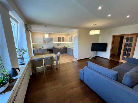 квартира за адресою Княжий Затон вул., 10