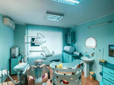 комерційна за адресою Героїв Крут вул. (Черепіна), 44