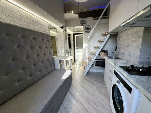 квартира за адресою Франка, 1